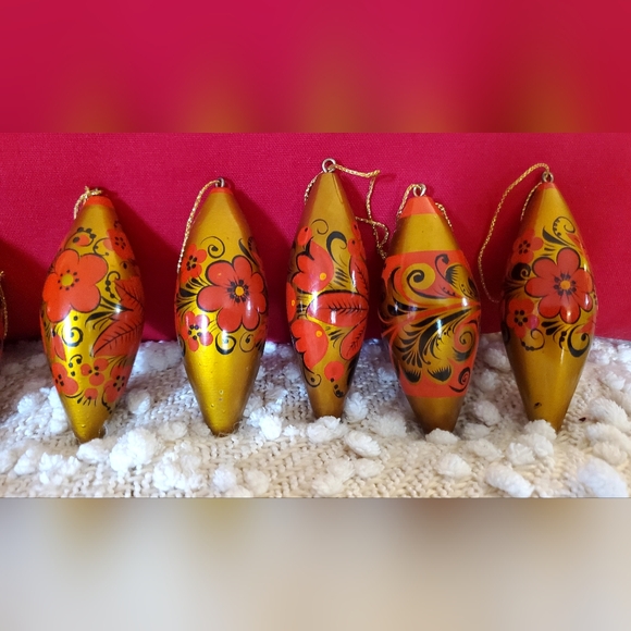 Vntg Russian "Khokhloma" Wooden, Hand Painted Christmas Ornaments, 9 teardrop - Picture 6 of 15